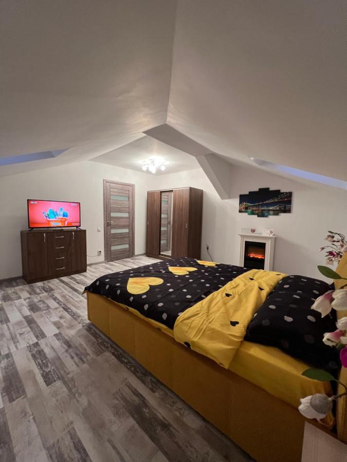 דירות בראשוב Zizi'S House Garii מראה חיצוני תמונה